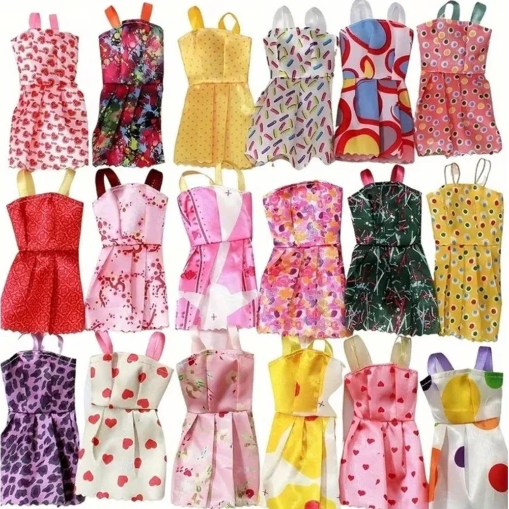 47 Piece Set Fashion Doll Clothing Barbie Style Outfits Accessories Dress Up Lot